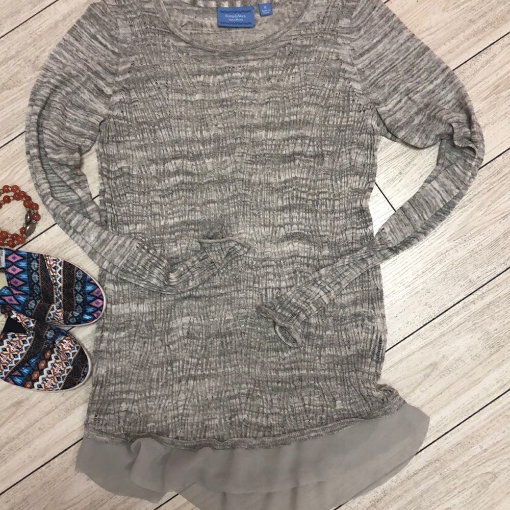 Simply Vera Open weave knit longsleeve top. Size M